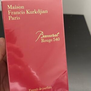 Baccarat rouge 540 2.4oz
